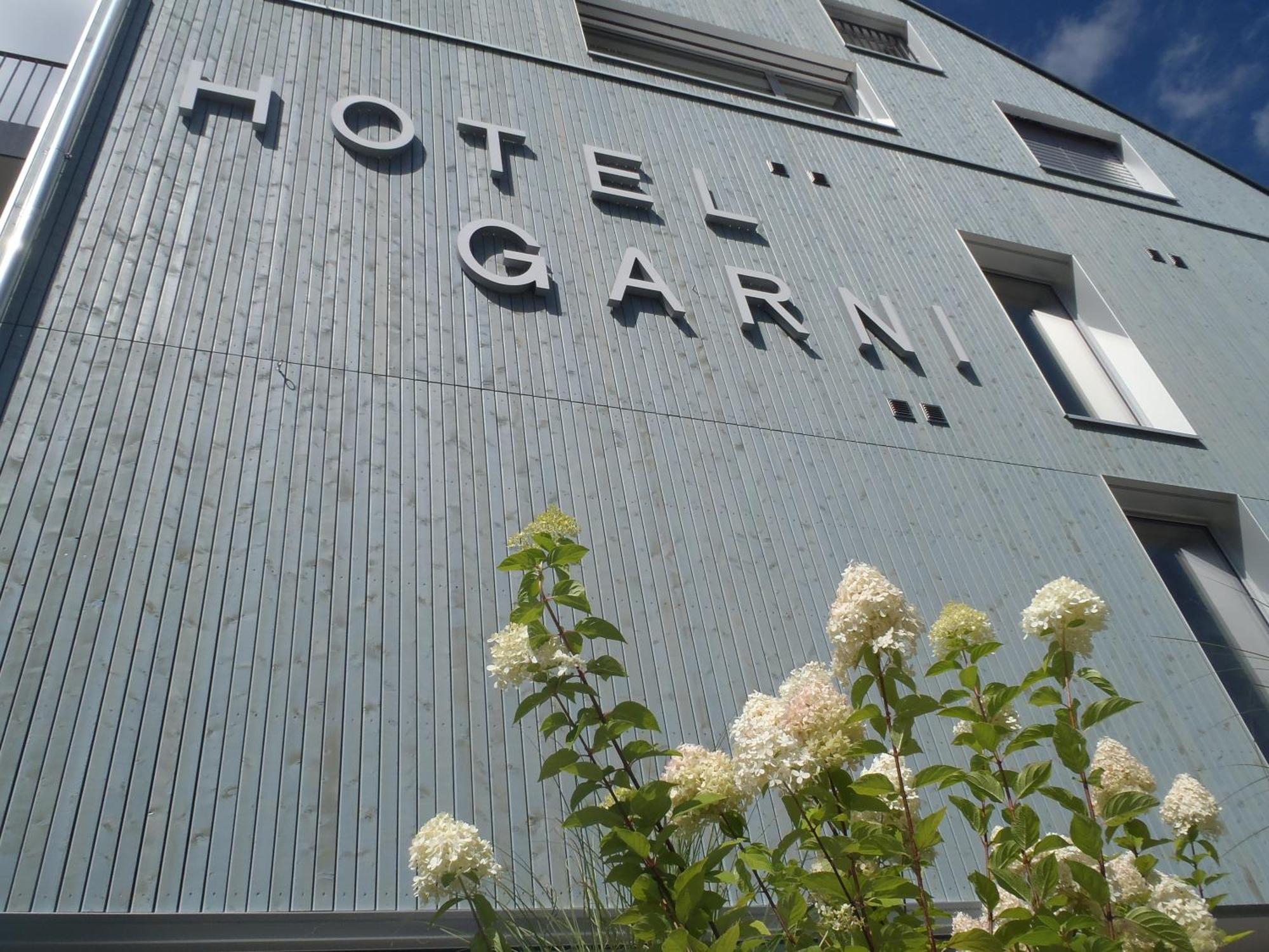 Hotel Traube Garni Kuttigen Bagian luar foto